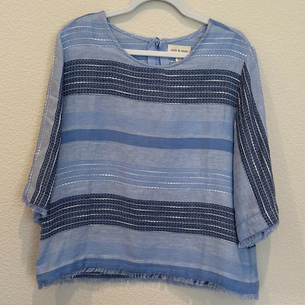 cloth & stone blue top with tie closure in back
